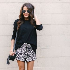 High waisted cheats print shorts COUNTRES Accepted